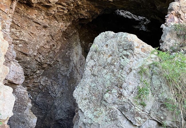 🌊 자물쇠 걸이 동굴(칸카네도) 이미지 1